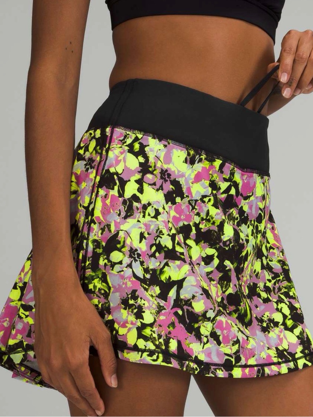 Lululemon Sz 10 Pace Rival Mid-Rise Skirt Inflected Highlight Yellow Multi Blck